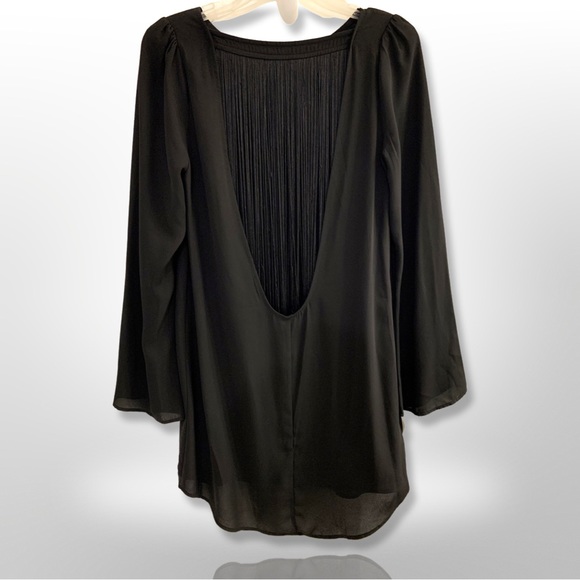 EXPRESS • Long-sleeve Black open-back dress with strings - Picture 2 of 11